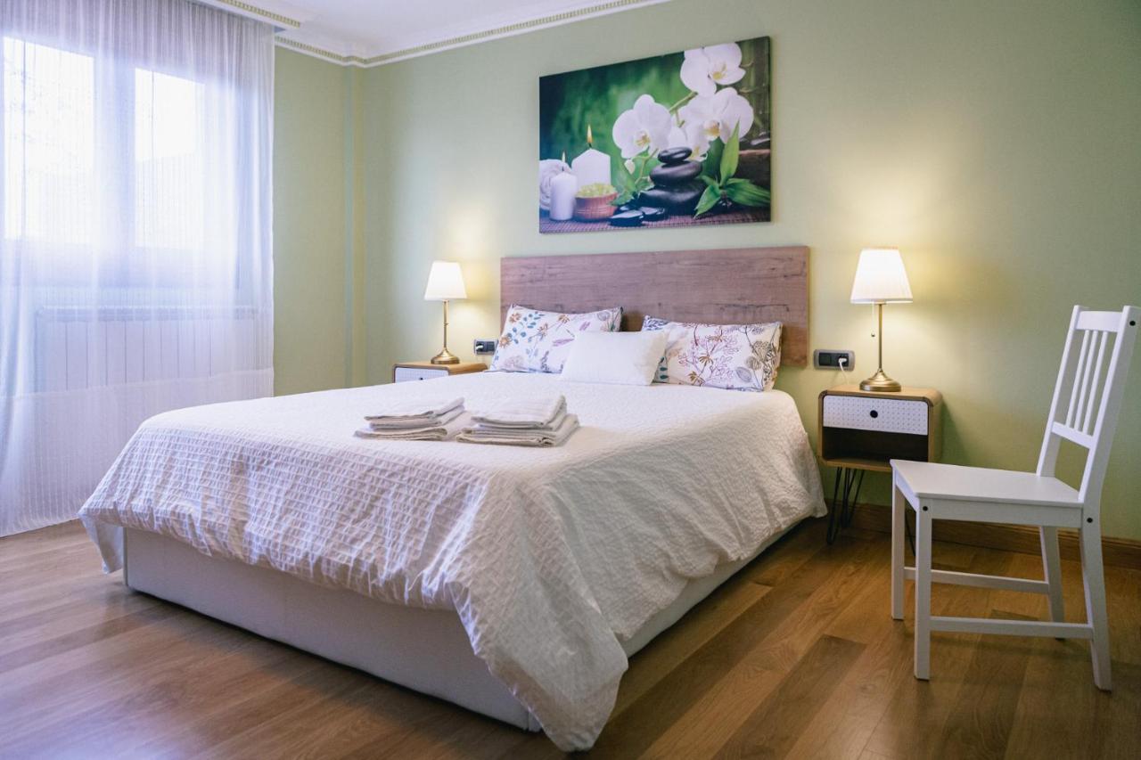 Apartmán Alojamiento Urabain Allo Exteriér fotografie